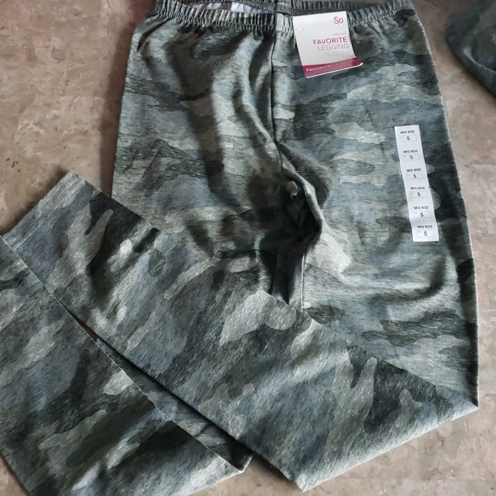 Camo pants